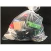 Image 1 : BAG OF ASSORTED ELECTRONICS: CHARGERS, HEADPHONES, VR GOGGLES & MORE