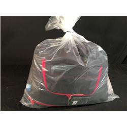 LOT OF ASSORTED ELECTRONICS/CLOTHING