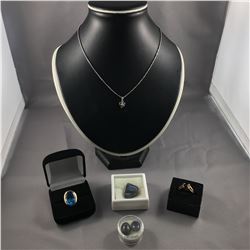 ONE 14KT WHITE GOLD BOX LINK CHAIN WEIGHING 5.0 GRAMS 41 CM LONG.  REPLACEMENT VALUE: $625.00.  ONE