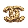 Image 1 : Chanel Gold Quilted CC Logo Brooch