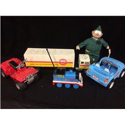 VINTAGE TOY VEHICLE LOT