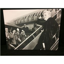 MARILYN MONROE 24" X 36" FRAMED CANVAS