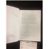 Image 3 : AUTOGRAPHED "HOUSE OF CARDS" SCRIPT (MOLLY PARKER, MICHAEL KELLY, CARY STOLL)