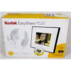 NEW KODAK EASY SHARE P520 5" DIGITAL