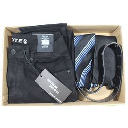 BOX W/NEW PAIR OF BLUENOTES JEANS