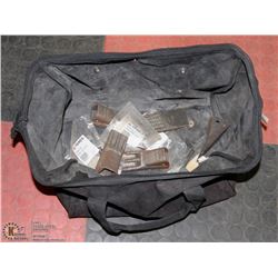 DEWALT BAG WITH T-REX TEETH FOR BUCKET