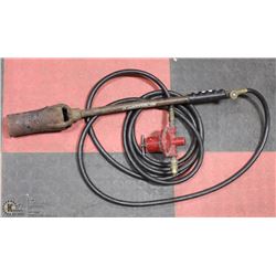 TIGER TORCH WITH REGULATOR