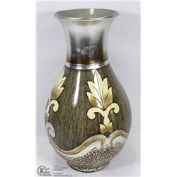 NEW DECORATIVE VASE