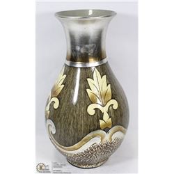NEW DECORATIVE VASE