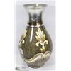 Image 1 : NEW DECORATIVE VASE