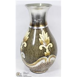 NEW DECORATIVE VASE