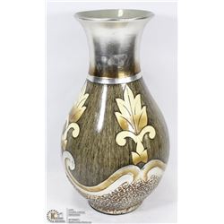 NEW DECORATIVE VASE