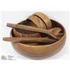 Image 1 : KURAIDORI BAMBOO 5PC SALAD BOWL S ET WITH SPOONS.