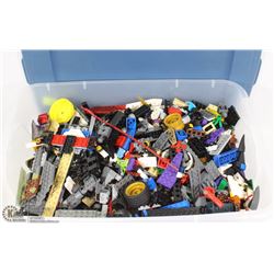 X-LARGE TOTE OF LEGO. KIDS