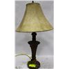 Image 1 : TABLE LAMP 26"HIGH