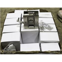 CASE WITH 39 SLIDING DOOR LOCKS