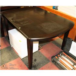 SHOWHOME WOOD KITCHEN TABLE (DISCOLORATION)