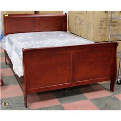 NEW CHERRY FINISH QUEEN SIZE SLEIGH BEDFRAME INCL