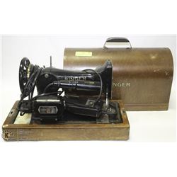 VINTAGE SINGER SEWING MACHINE WITH WOOD CASE