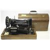 Image 1 : VINTAGE SINGER SEWING MACHINE WITH WOOD CASE