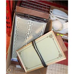 6) 2 WARMING PLATES, ELECTRIC TRAYS, WORKS.