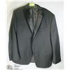 Image 1 : CALVIN KLEIN BLACK SUIT JACKET SIZE 48R  100% WOOL