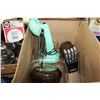 Image 3 : LOT OF POTS, COOKWARE AND KITCHEN