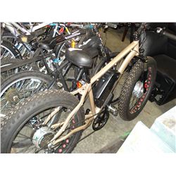 TAN ELECTRIC FAT BIKE DUAL MOTOR AND DISC BRAKES, NO CHARGER