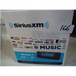 NEW OVERSTOCK SIRIUS SATELLITE RADIO STRATUS 7 SATELLITE RADIO AND VEHICLE KIT WITH FM DIRECT ADAPTE