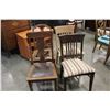 Image 2 : 4 ASSORTED VINTAGE DINING CHAIRS