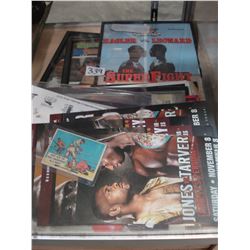 TRAY OF BOXING POSTER MAGAZINES AND COLLECTIBLES