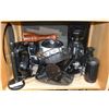 Image 1 : LOT OF ESTATE KITCHEN APPLIANCES AND ACCESSORIES