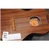 Image 2 : ARIA UKELELE