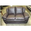 Image 1 : NEW ASHLEY DESIGN BROWN LEATHER CONTEMPORARY COMFORTABLE SEATING LOVESEAT, RETAIL $699