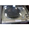 Image 1 : JVC L ALL TURNTABLE