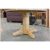 Image 3 : PRESTIGE SOLID WOOD OAK SINGLE PEDESTAL DINING TABLE WITH 2 LEAFS