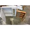 Image 2 : 2 VINTAGE BATHROOM MEDICINE CABINETS AND MIRROR