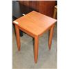 Image 2 : MAPLE FINISH SOLID WOOD ENDTABLE