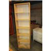Image 1 : MAPLE BOOKSHELF