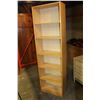 Image 2 : MAPLE BOOKSHELF