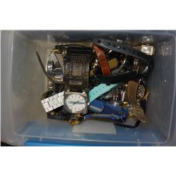 TOTE OF WATCHES