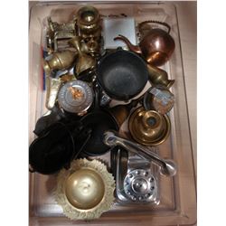 TRAY OF COLLECTIBLE METAL FIGURES