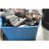 Image 2 : LARGE TOTE OF LADIES SHOES