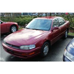 1993 TOYOTA CAMRY, AUTOMATIC, 4 DOOR , RED, 171,000KM WITH KEY, AND REGISTRATION