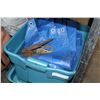 Image 1 : BLUE TOTE WITH 2 TARPS