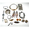 Image 1 : Collection of fashion items