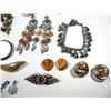 Image 3 : Collection of fashion items