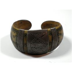 Antique Persian bracelet, carved horn and silver pieces