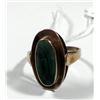 Image 1 : K8 gold ring set with oval malachite