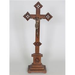 Kruzifix. Holz geschnitzt. Um 1900. H: 52 cm. 30,00 €...